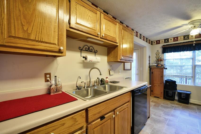 3295 Windgate Dr, Buford, GA 30519 photo 8