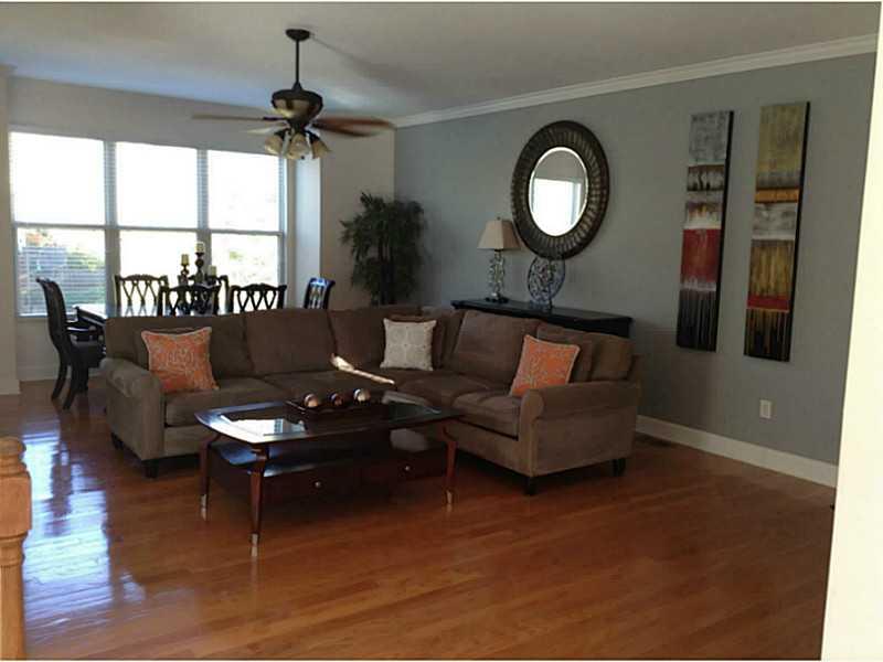 2730 Blakely Dr, Suwanee, GA 30024 photo 2