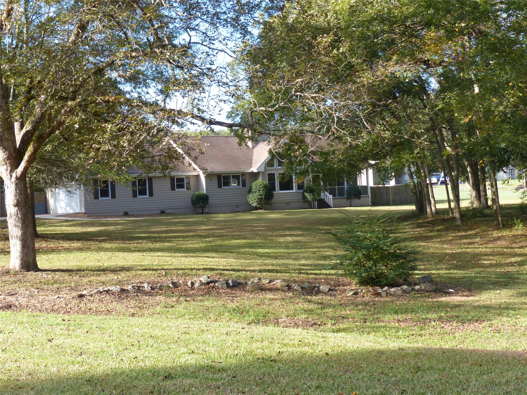 333 Hightower Ridge Rd, Covington, GA 30014 photo 1