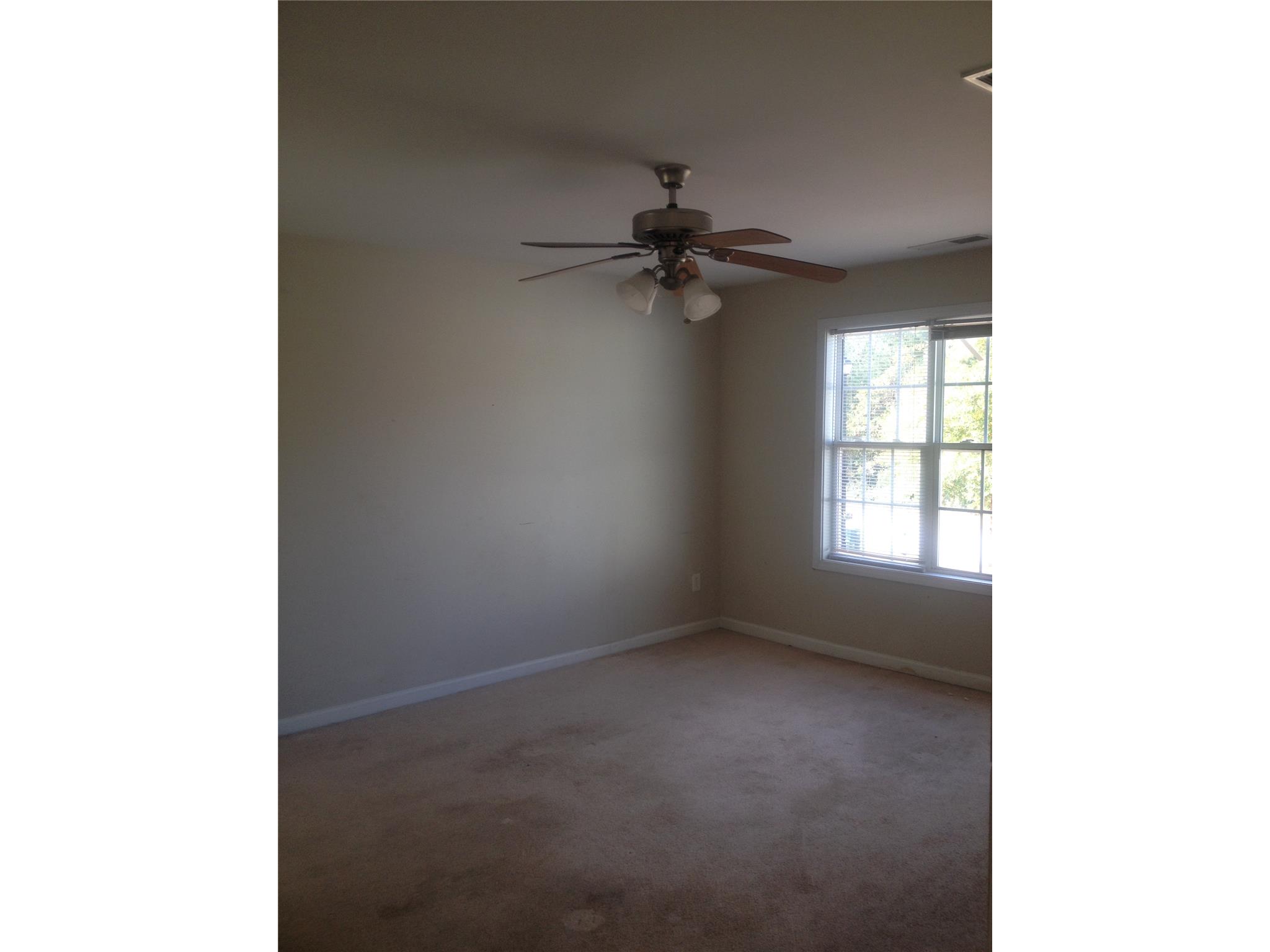 133 Clearwater Dr, Jackson, GA 30233 photo 2