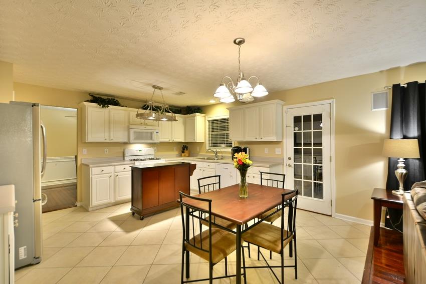 2805 Wadley Ln, Dacula, GA 30019 photo 3