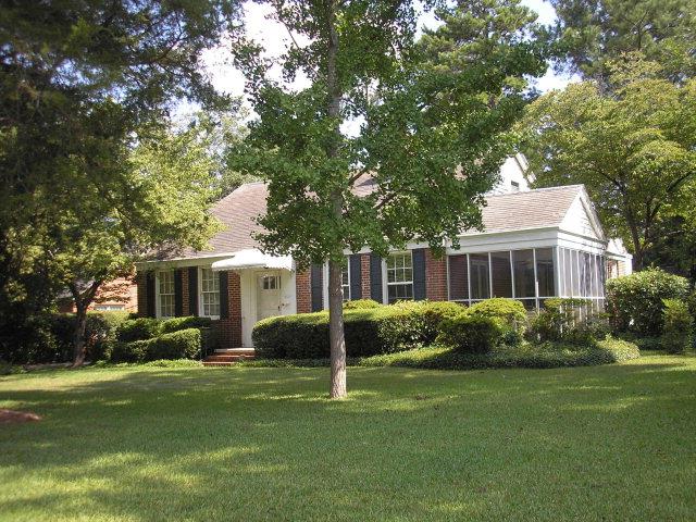 1304 Bellevue Ave, Dublin, GA 31021 photo 1