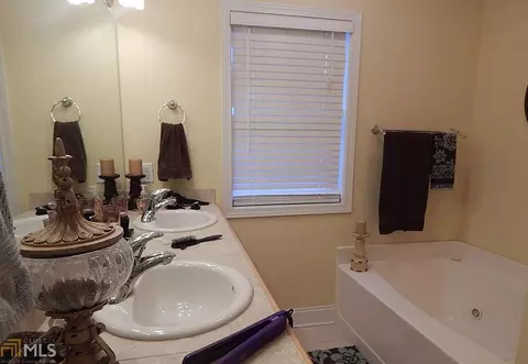 119 Planters Ridge Dr, Lagrange, GA 30240 photo 8