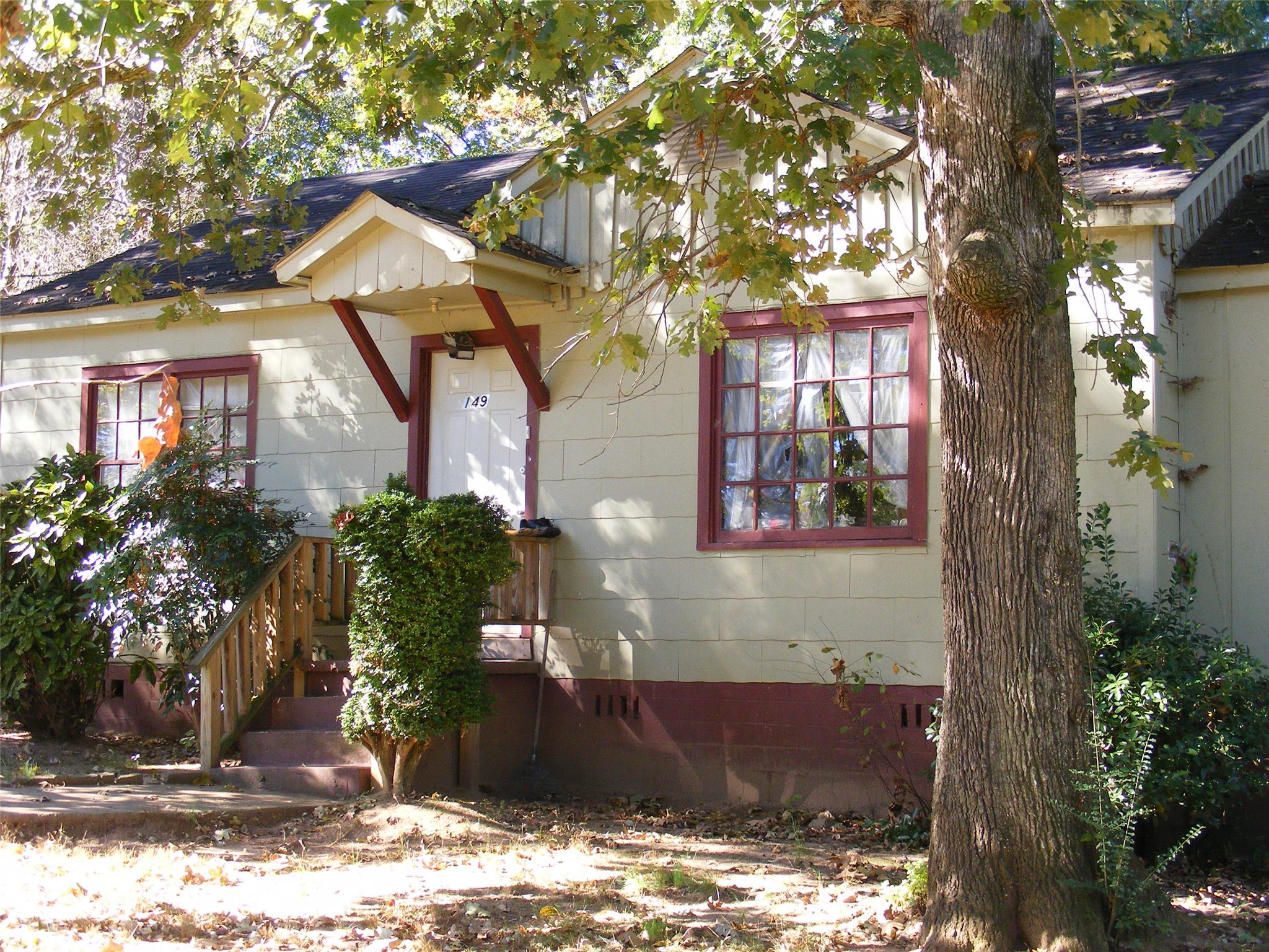 149 Slayton St, Cornelia, GA 30531 photo 1