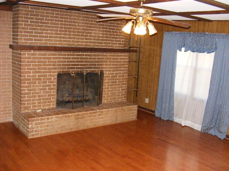 116 Wood St, Cornelia, GA 30531 photo 9