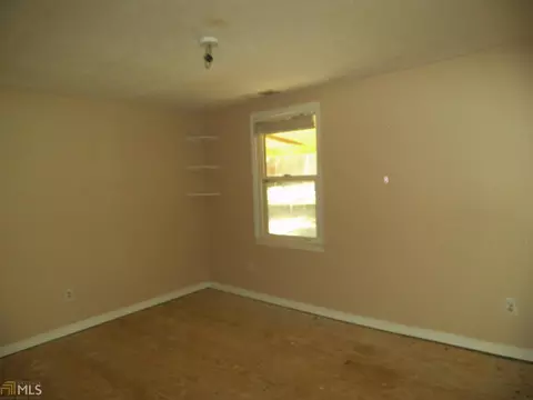 652 State St, Commerce, GA 30529 photo 8