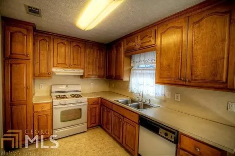3402 Pittard Rd, Duluth, GA 30096 photo 9