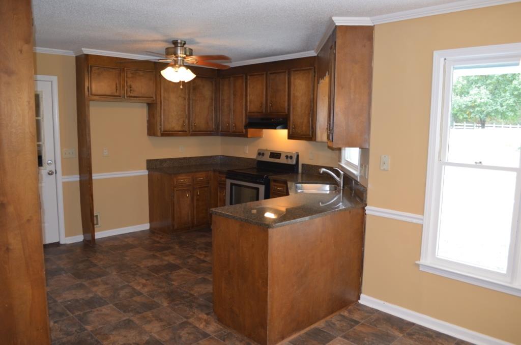 1689 Johnson Rd, Macon, GA 31220 photo 2