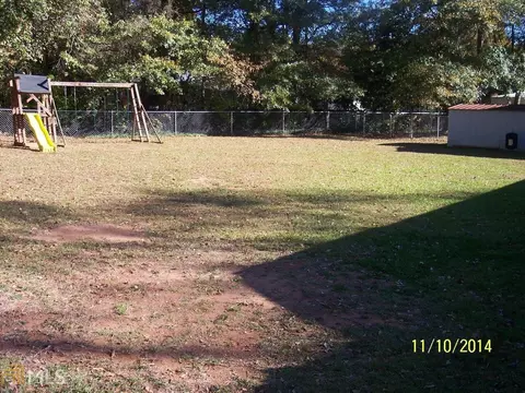 249 Beechwood Cir, Lagrange, GA 30240 photo 3