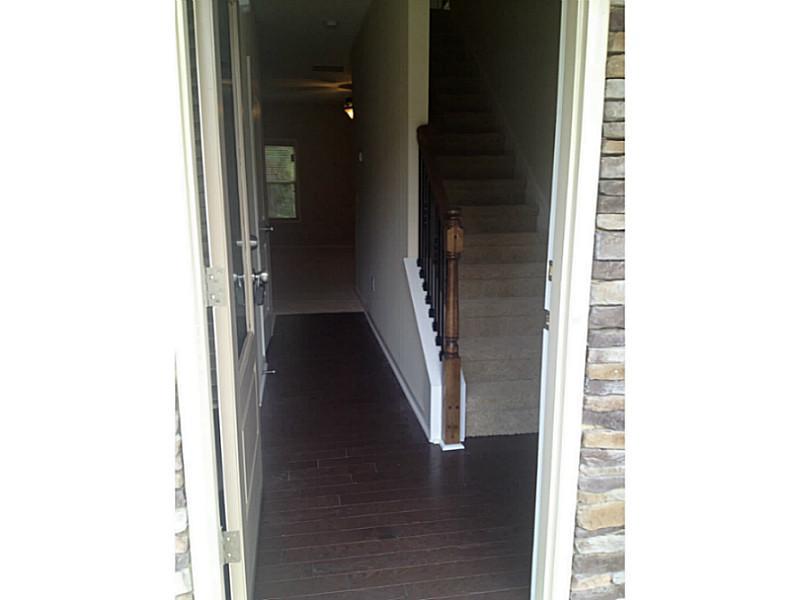 550 Broughton, Canton, GA 30114 photo 3