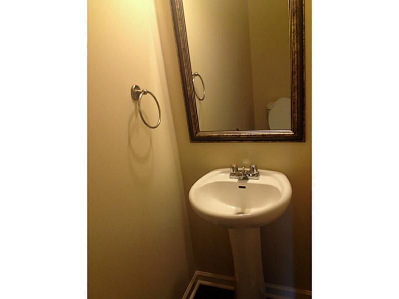 550 Broughton, Canton, GA 30114 photo 10