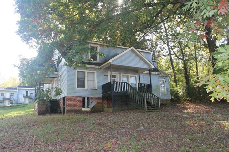 704 E Morris St, Dalton, GA 30720 photo 2