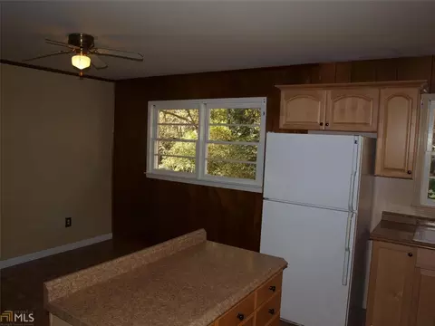 161 Park St, Commerce, GA 30529 photo 4