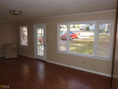 161 Park St, Commerce, GA 30529 photo 5