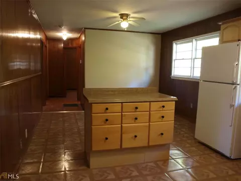 161 Park St, Commerce, GA 30529 photo 9