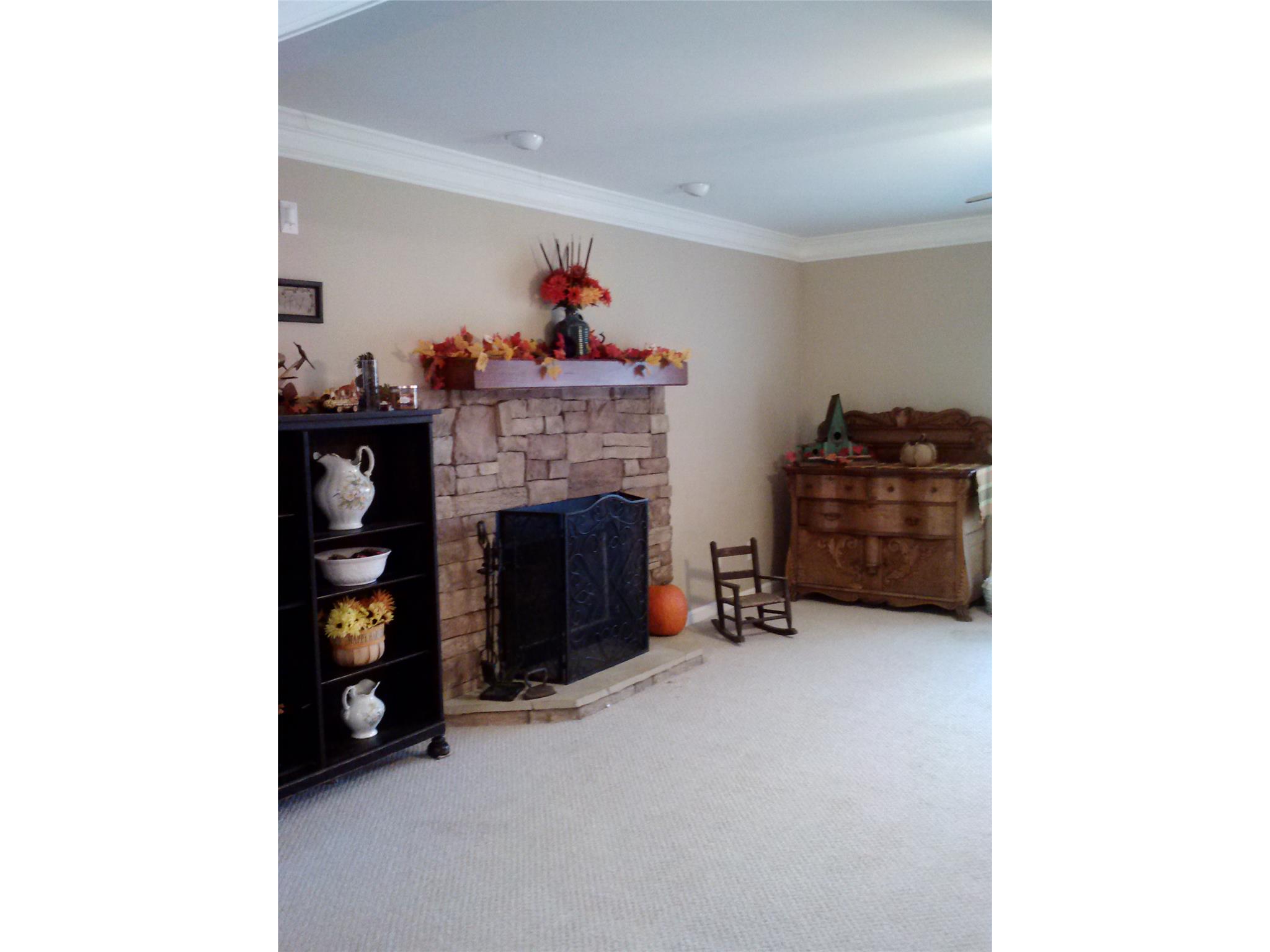1111 Buffington Dr, Pendergrass, GA 30567 photo 4