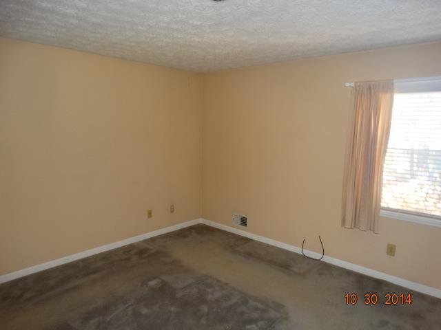 6349 Revena Dr, Morrow, GA 30260 photo 10