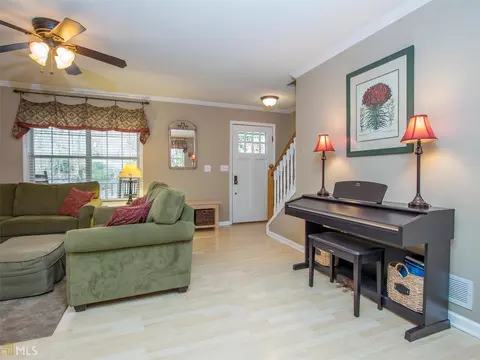 306 Michael Cir, Canton, GA 30114 photo 4