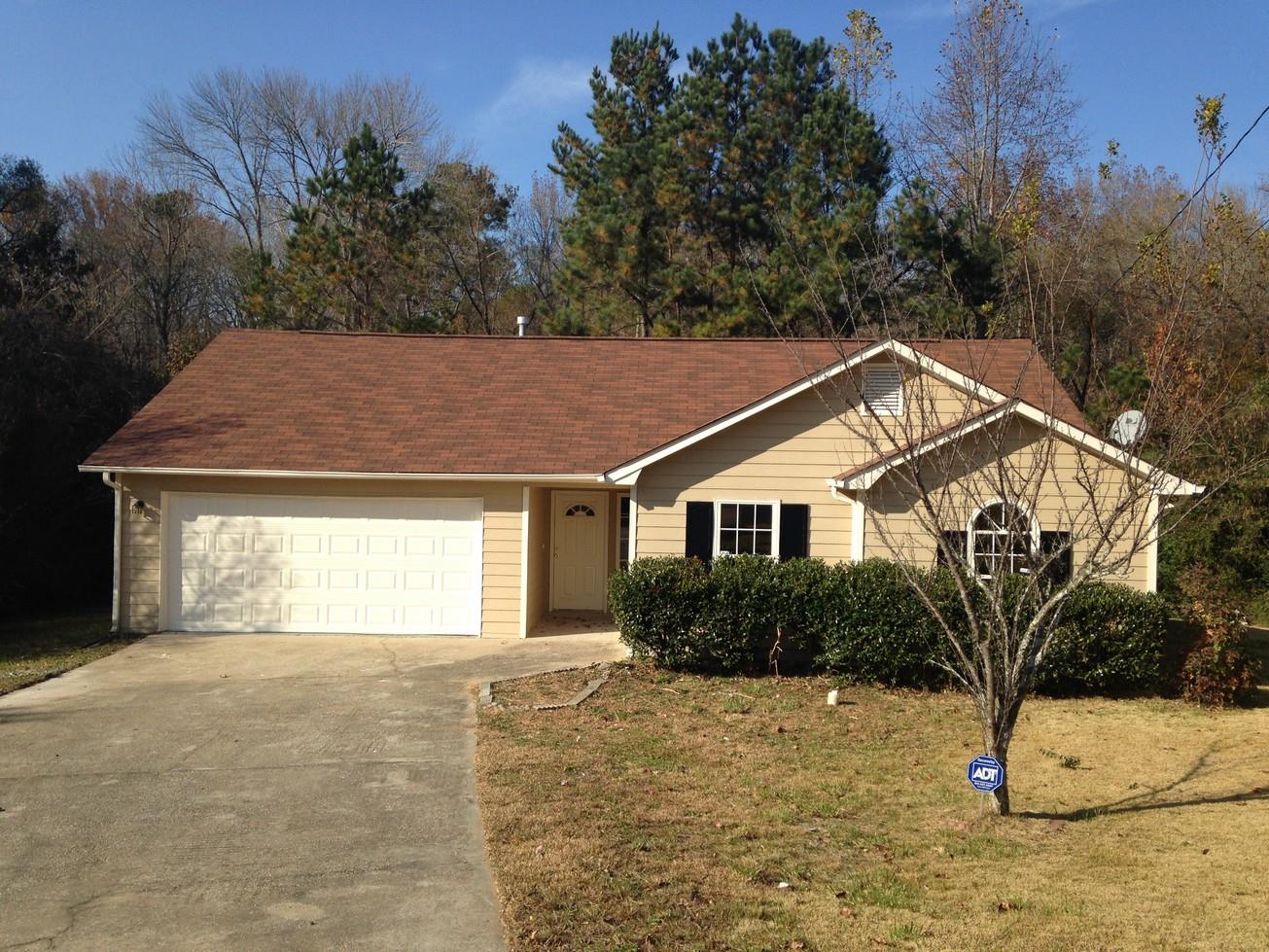 6867 Silver Maple Dr, Rex, GA 30273 photo 1