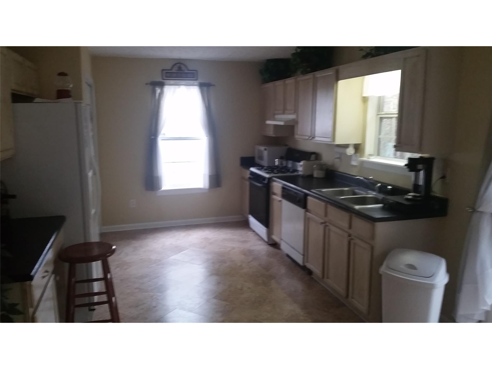 3475 Parkbrooke Ln, Duluth, GA 30096 photo 7