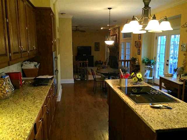 4710 Walnut Bend Dr, Gainesville, GA 30507 photo 5