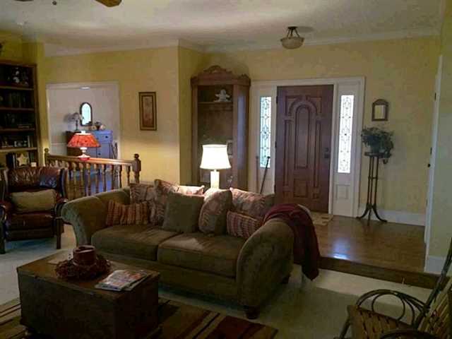 4710 Walnut Bend Dr, Gainesville, GA 30507 photo 8