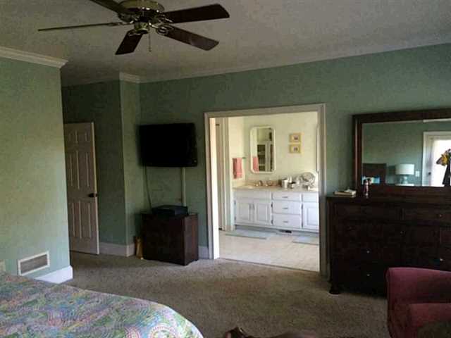4710 Walnut Bend Dr, Gainesville, GA 30507 photo 12