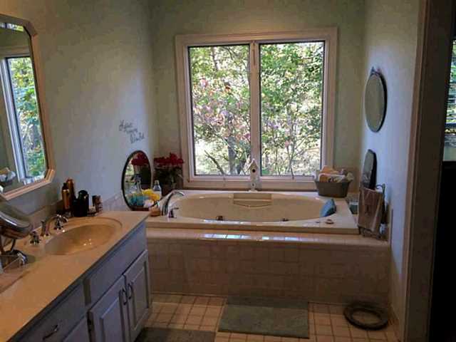4710 Walnut Bend Dr, Gainesville, GA 30507 photo 14