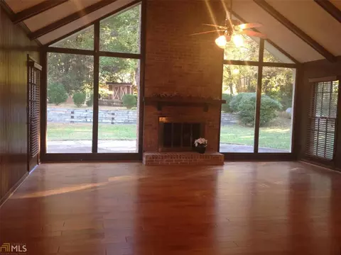 505 Wavetree Dr, Roswell, GA 30075 photo 14