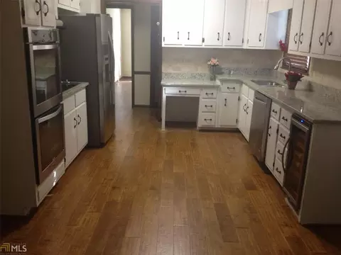 505 Wavetree Dr, Roswell, GA 30075 photo 3