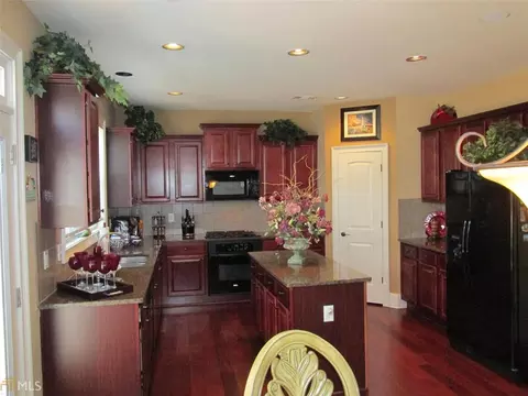 1019 Parkmist Dr, Buford, GA 30518 photo 8