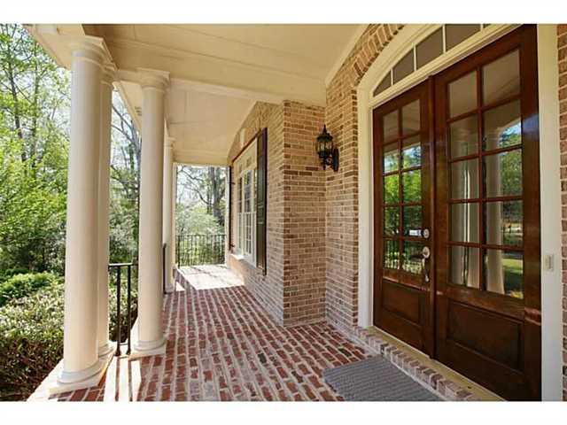 175 White Columns Dr, Milton, GA 30004 photo 2