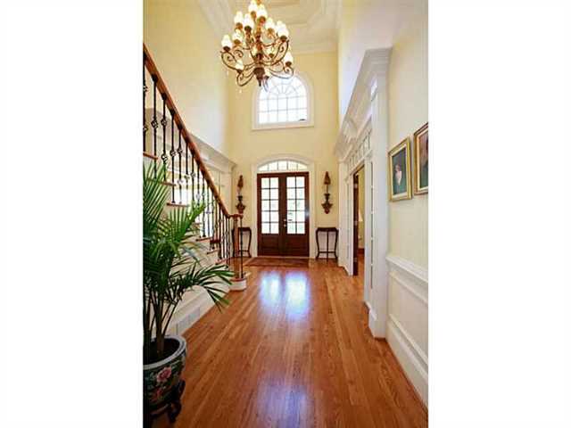 175 White Columns Dr, Milton, GA 30004 photo 3