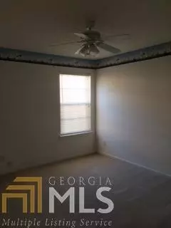 225 Meadowridge Dr, Covington, GA 30016 photo 5