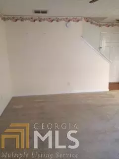 225 Meadowridge Dr, Covington, GA 30016 photo 2