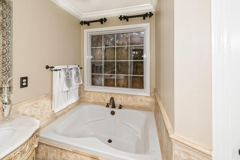 1150 Anthony Ct, Suwanee, GA 30024 photo 17
