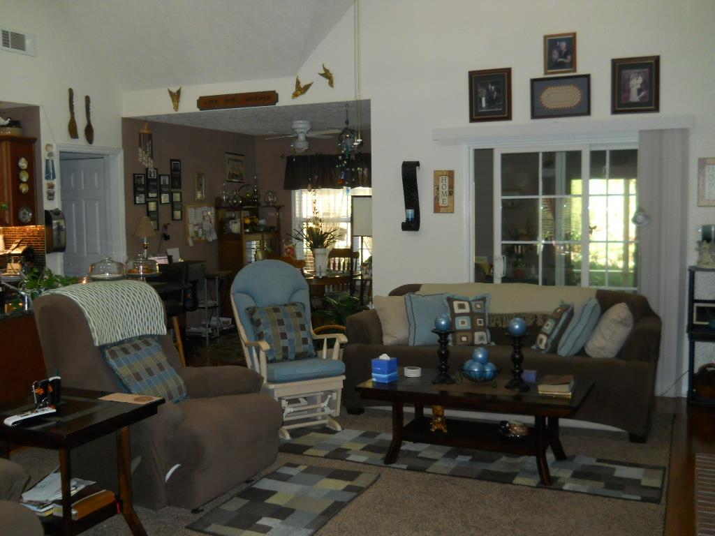 24 Old Newton Rd S, Lagrange, GA 30240 photo 2