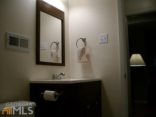 232 Oak Cliff Dr, Toccoa, GA 30577 photo 7