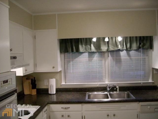 232 Oak Cliff Dr, Toccoa, GA 30577 photo 3