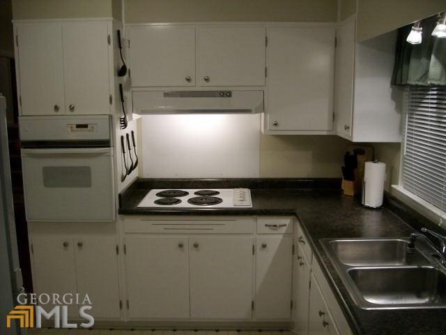 232 Oak Cliff Dr, Toccoa, GA 30577 photo 2