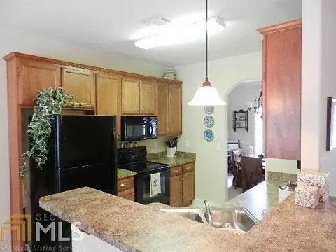 216 Jasmine Ln, Lagrange, GA 30240 photo 3