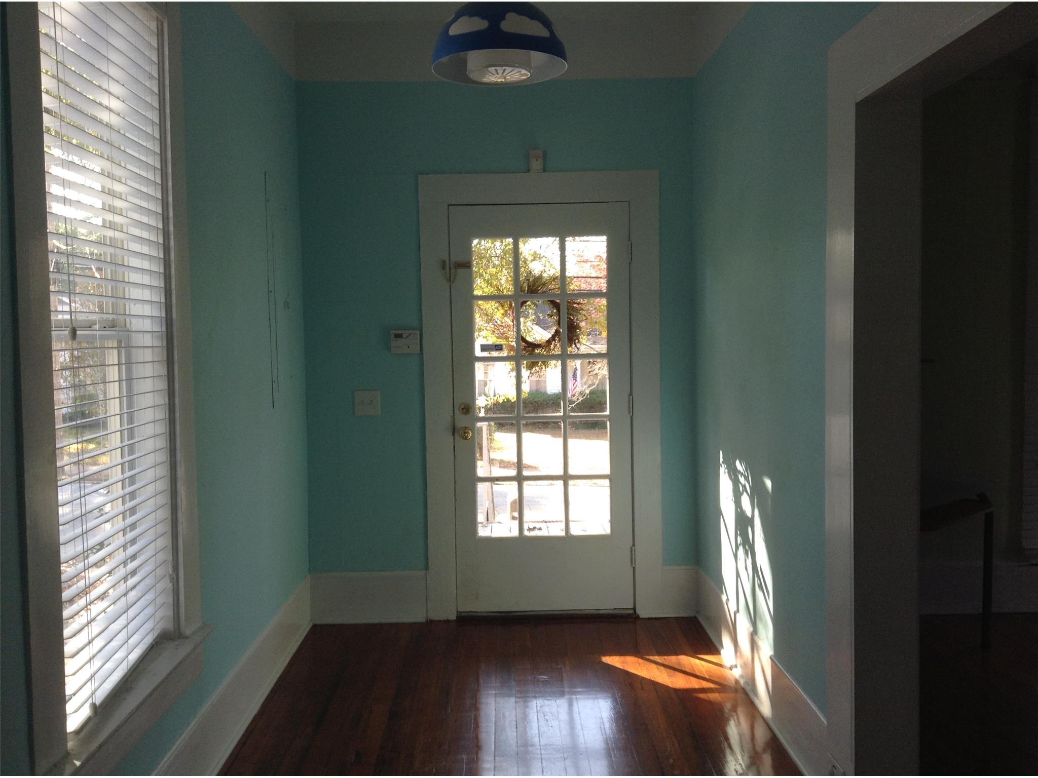 116 E Broad St, Newnan, GA 30263 photo 4