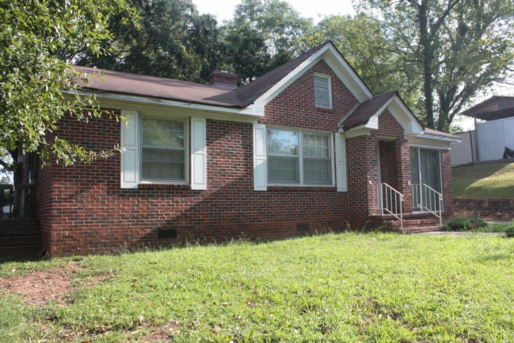 102 Ashton St, Lagrange, GA 30240 photo 1