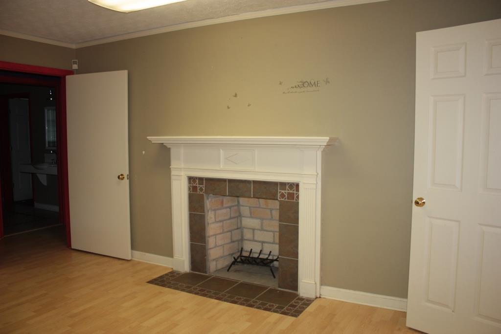 102 Ashton St, Lagrange, GA 30240 photo 2