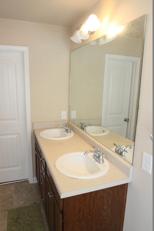 131 Abelia Ln, Byron, GA 31008 photo 16