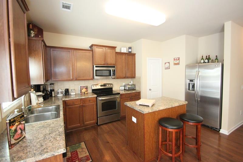 131 Abelia Ln, Byron, GA 31008 photo 8