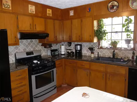 2232 Willoby Ct, Morrow, GA 30260 photo 5