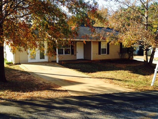 10 Pinecone Ct, Mcdonough, GA 30253 photo 1
