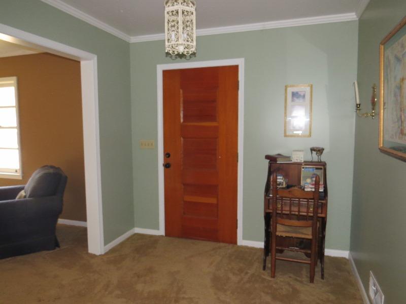 1116 Lakeland Dr, Toccoa, GA 30577 photo 4
