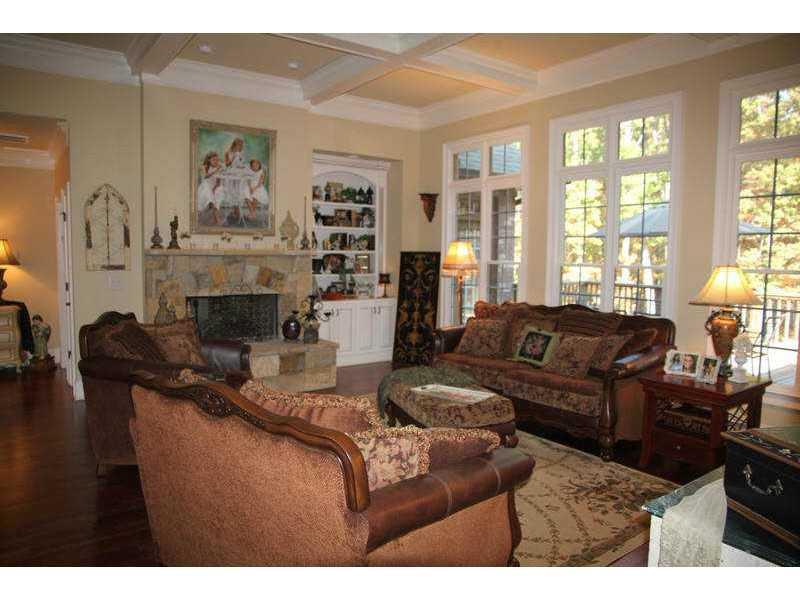 2145 Maddox Rd E, Buford, GA 30519 photo 7